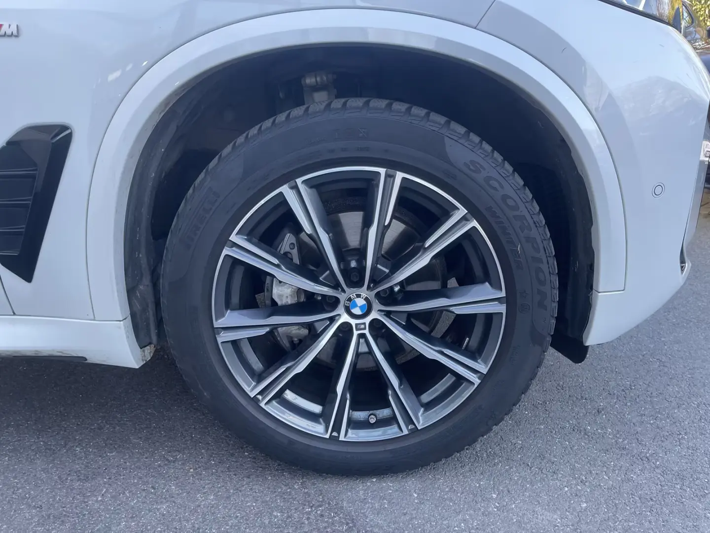 BMW X5 xDrive40i M Sport || AHK Pano 360°