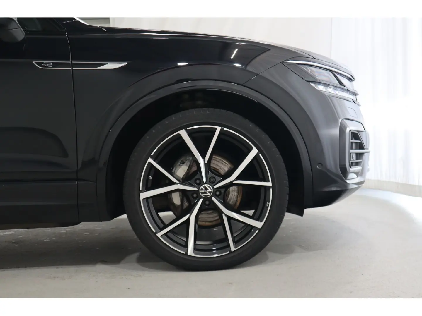 Touareg 3.0 TDI 4Motion R-Line Navi*AHK*CAM*Lede