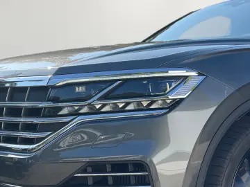 Touareg Elegance eHyb.+Pano+HuD+Leder+AHK+Luft+