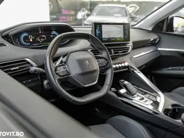 Peugeot 3008 Hybrid 225 e-EAT8 Allure Pack
