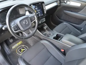 Volvo XC40 2.0 D3 Momentum 2WD