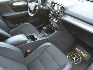 Volvo XC40 2.0 D3 Momentum 2WD
