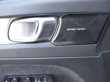 Volvo XC40 2.0 D3 Momentum 2WD