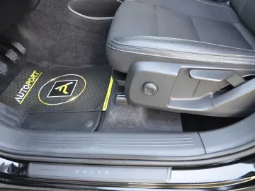 Volvo XC40 2.0 D3 Momentum 2WD