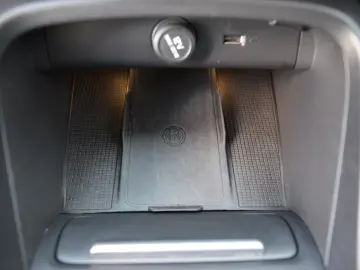 Volvo XC40 2.0 D3 Momentum 2WD
