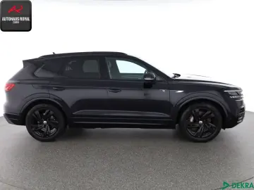 Touareg 3.0 eHybrid 4M R DYNAUDIO,HUD,LUFT,ACC