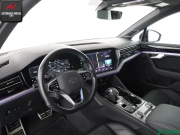 Touareg 3.0 eHybrid 4M R DYNAUDIO,HUD,LUFT,ACC