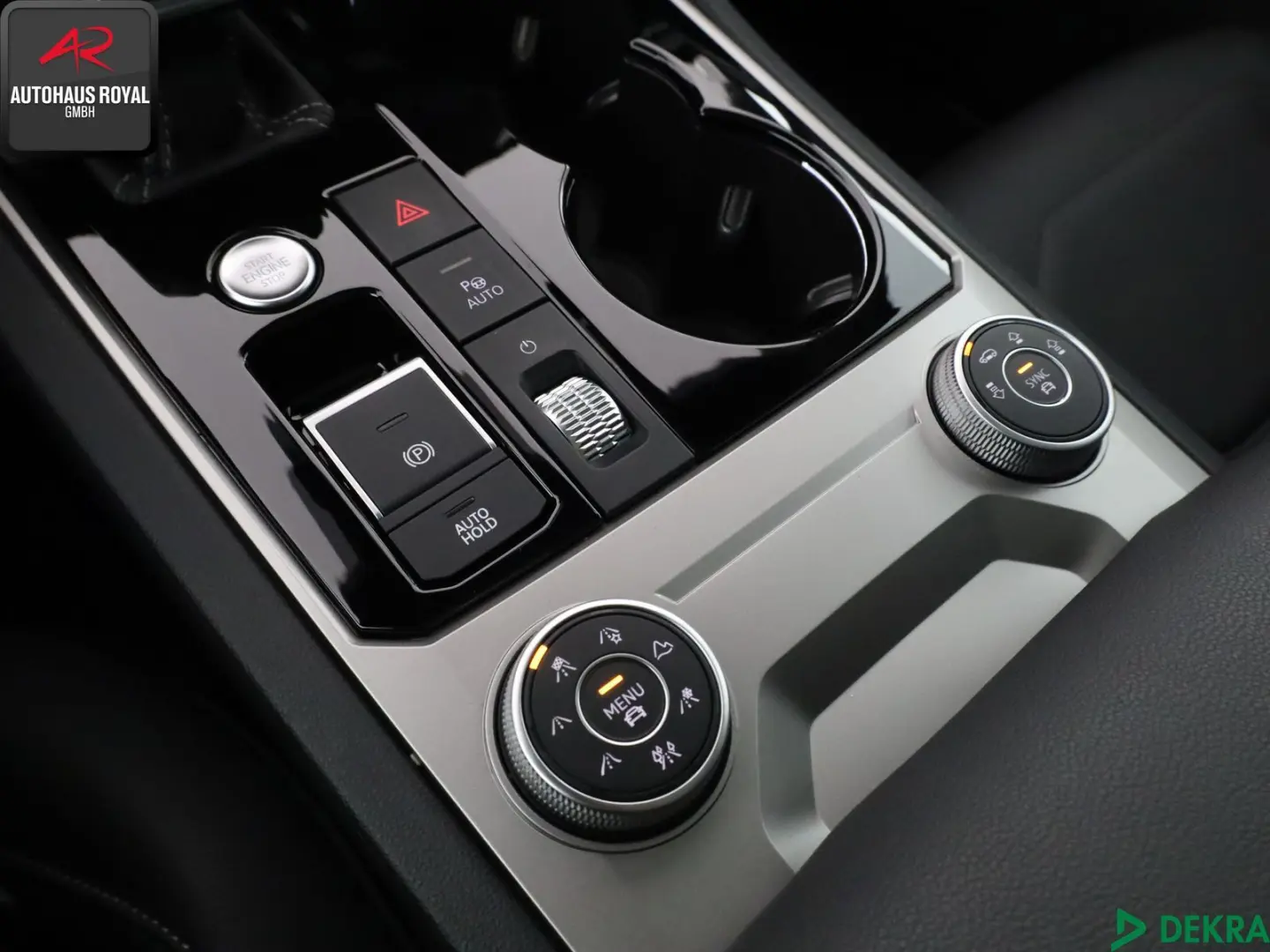 Touareg 3.0 eHybrid 4M R DYNAUDIO,HUD,LUFT,ACC
