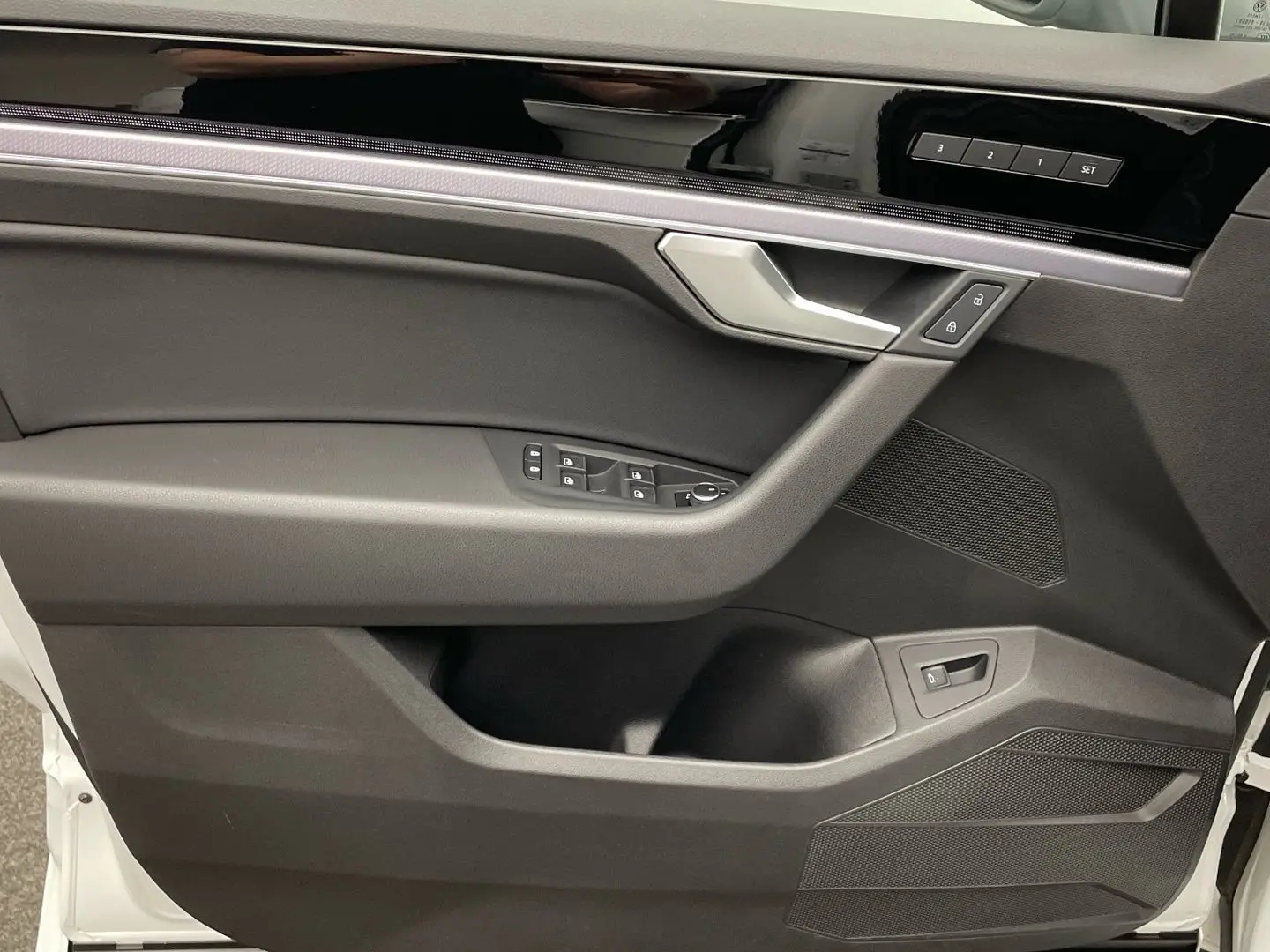 Touareg R-Line 4.0 TDI V8 4M CarPlay Matrix Pano
