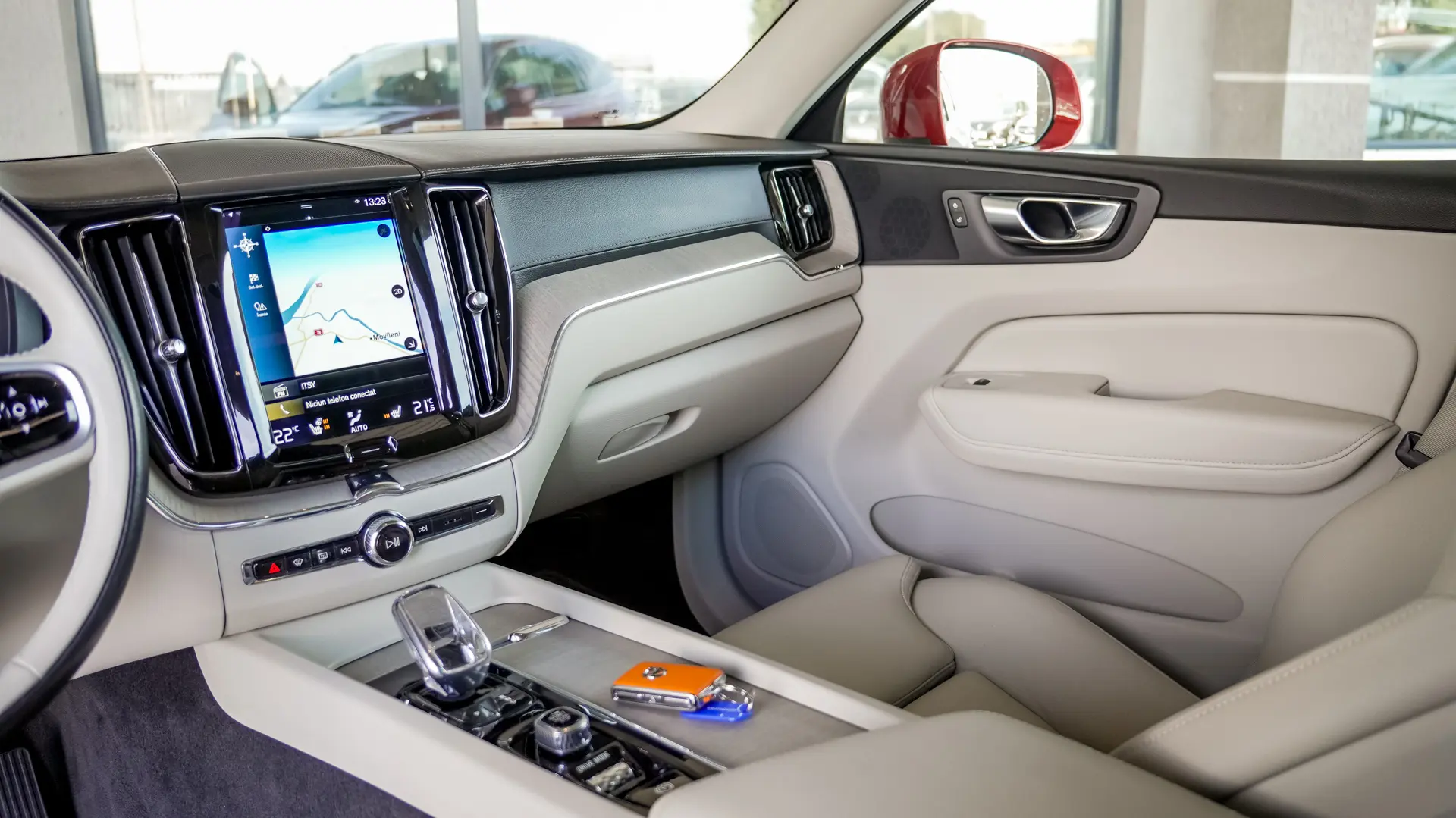 VOLVO XC60 T6 INSCRIPTION PLUG-IN