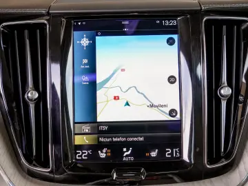 VOLVO XC60 T6 INSCRIPTION PLUG-IN