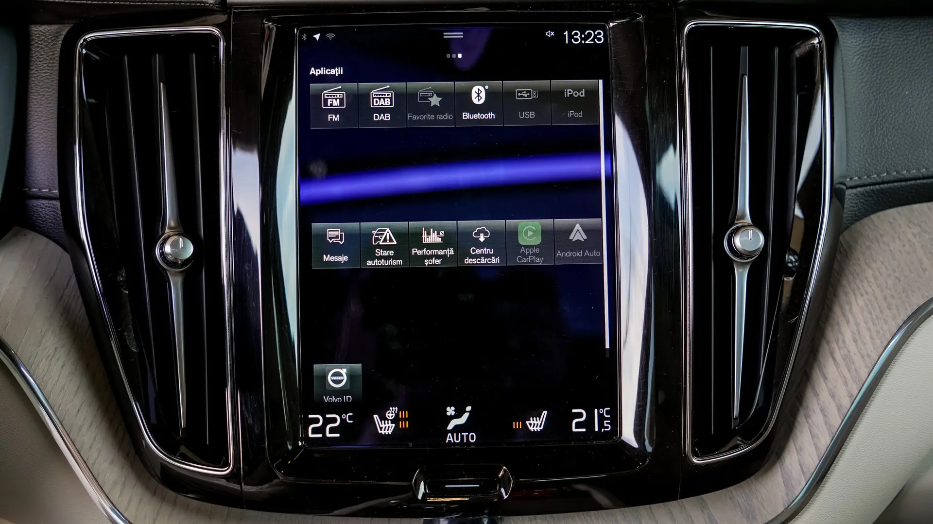 VOLVO XC60 T6 INSCRIPTION PLUG-IN