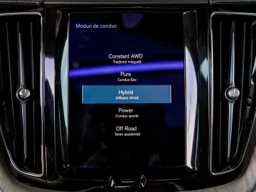 VOLVO XC60 T6 INSCRIPTION PLUG-IN