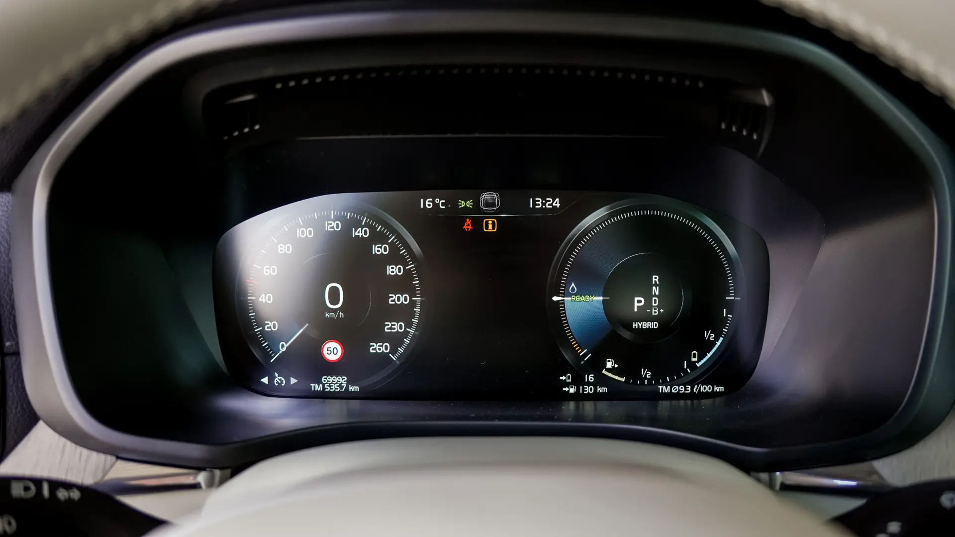 VOLVO XC60 T6 INSCRIPTION PLUG-IN