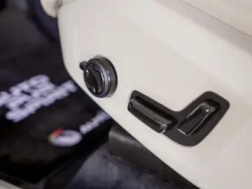 VOLVO XC60 T6 INSCRIPTION PLUG-IN