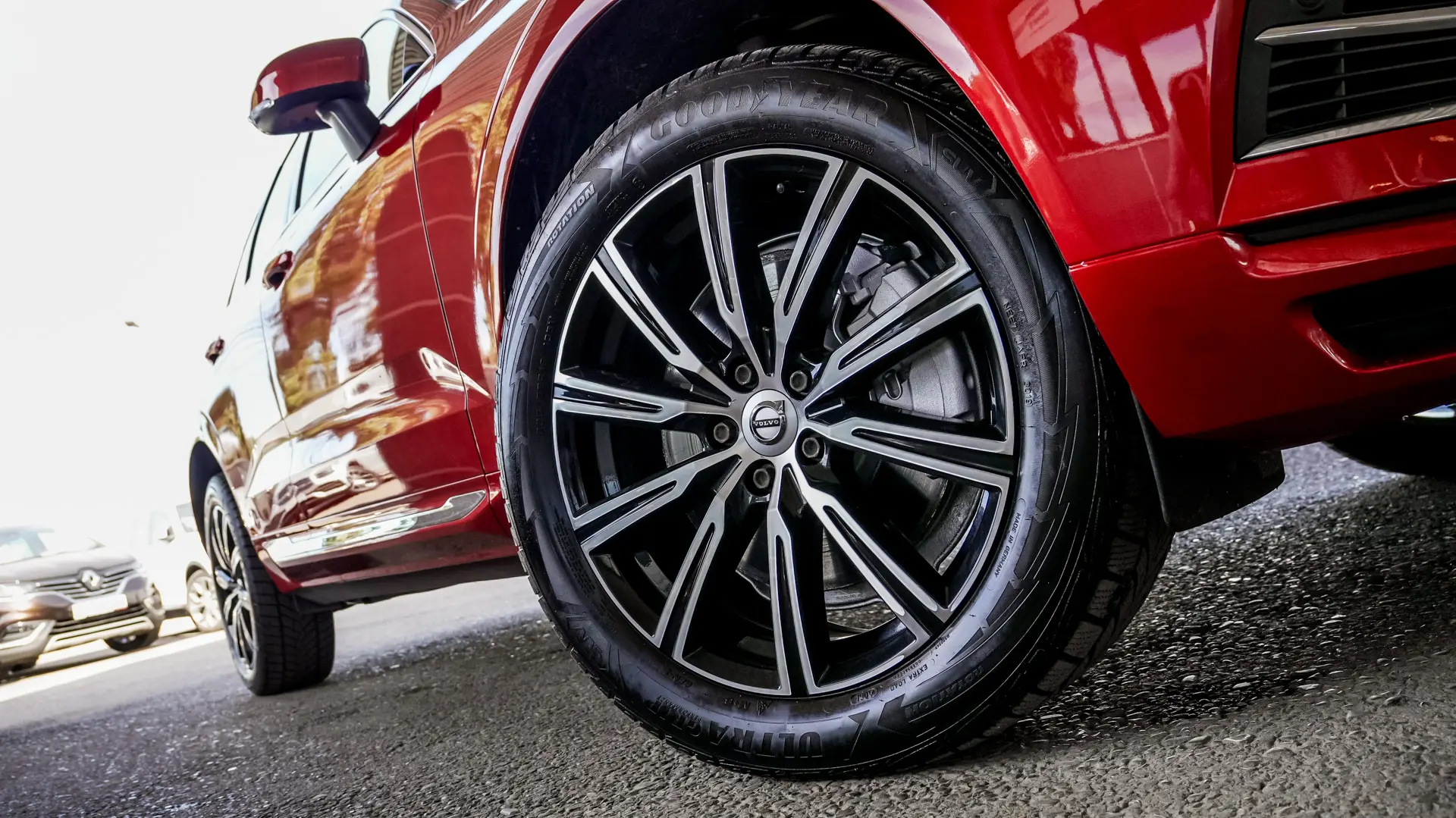 VOLVO XC60 T6 INSCRIPTION PLUG-IN