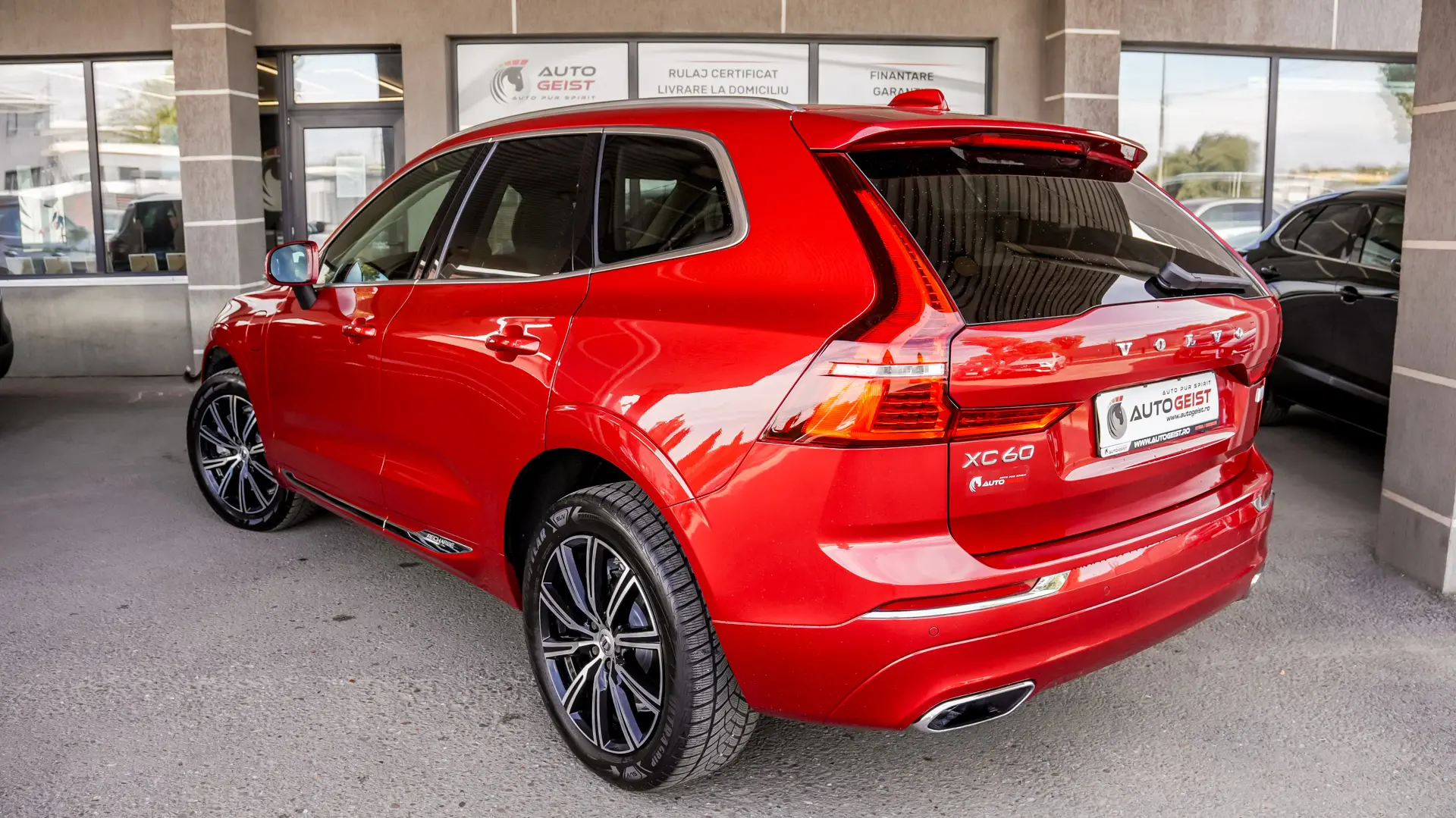 VOLVO XC60 T6 INSCRIPTION PLUG-IN