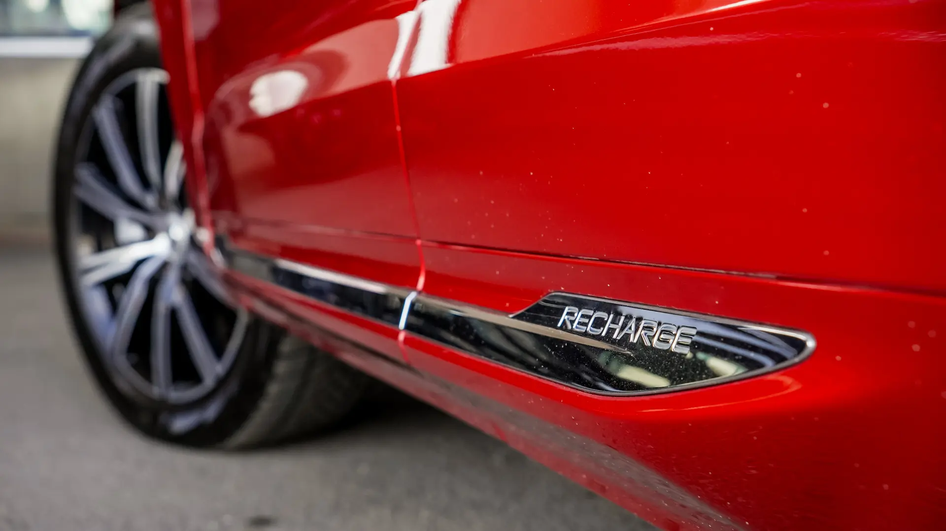 VOLVO XC60 T6 INSCRIPTION PLUG-IN