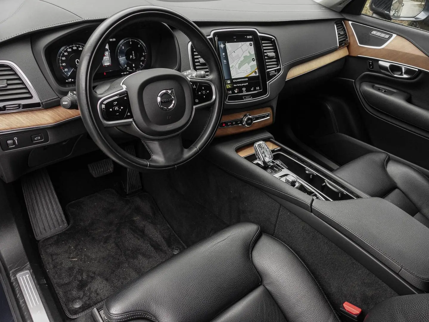 XC90 Inscription AWD B5 Diesel EU6d StandHZG AHK