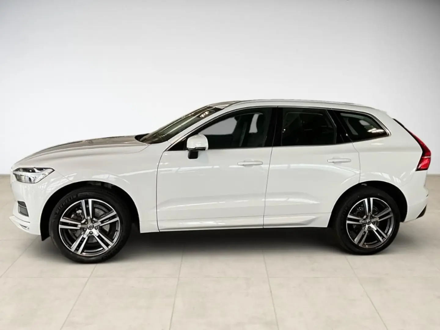 XC 60 B4 (Diesel) AWD Momentum Pro SpurH AHK