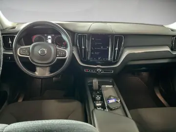 XC 60 B4 (Diesel) AWD Momentum Pro SpurH AHK