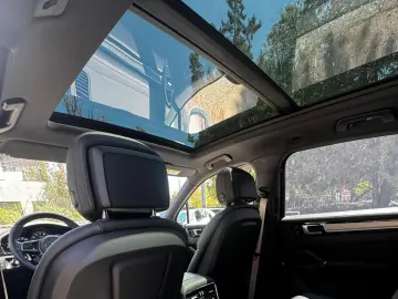 Porsche Cayenne E-Hybrid Tiptronic