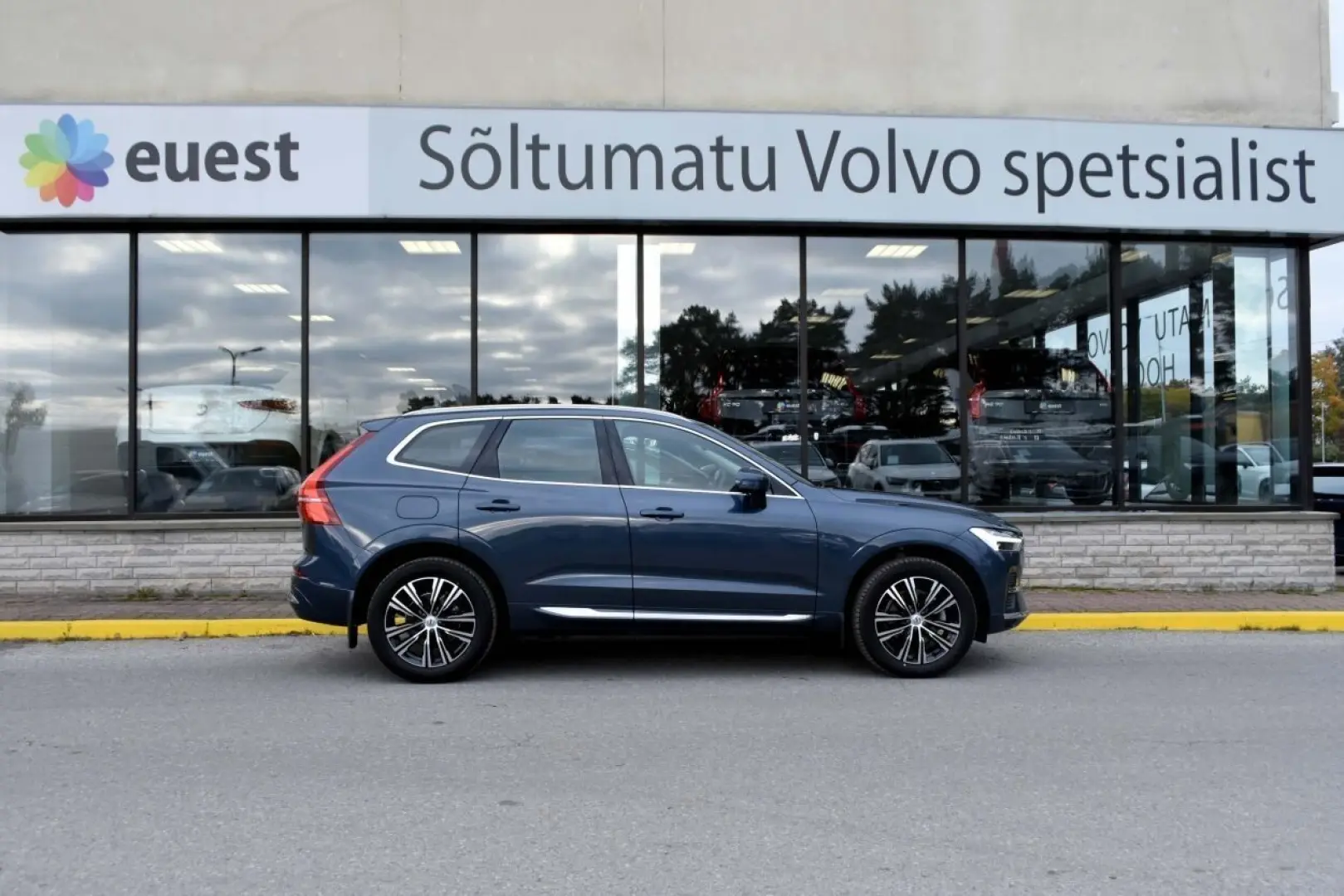 B5 AWD CAMERA TOWING KEY Ultimate Bright
