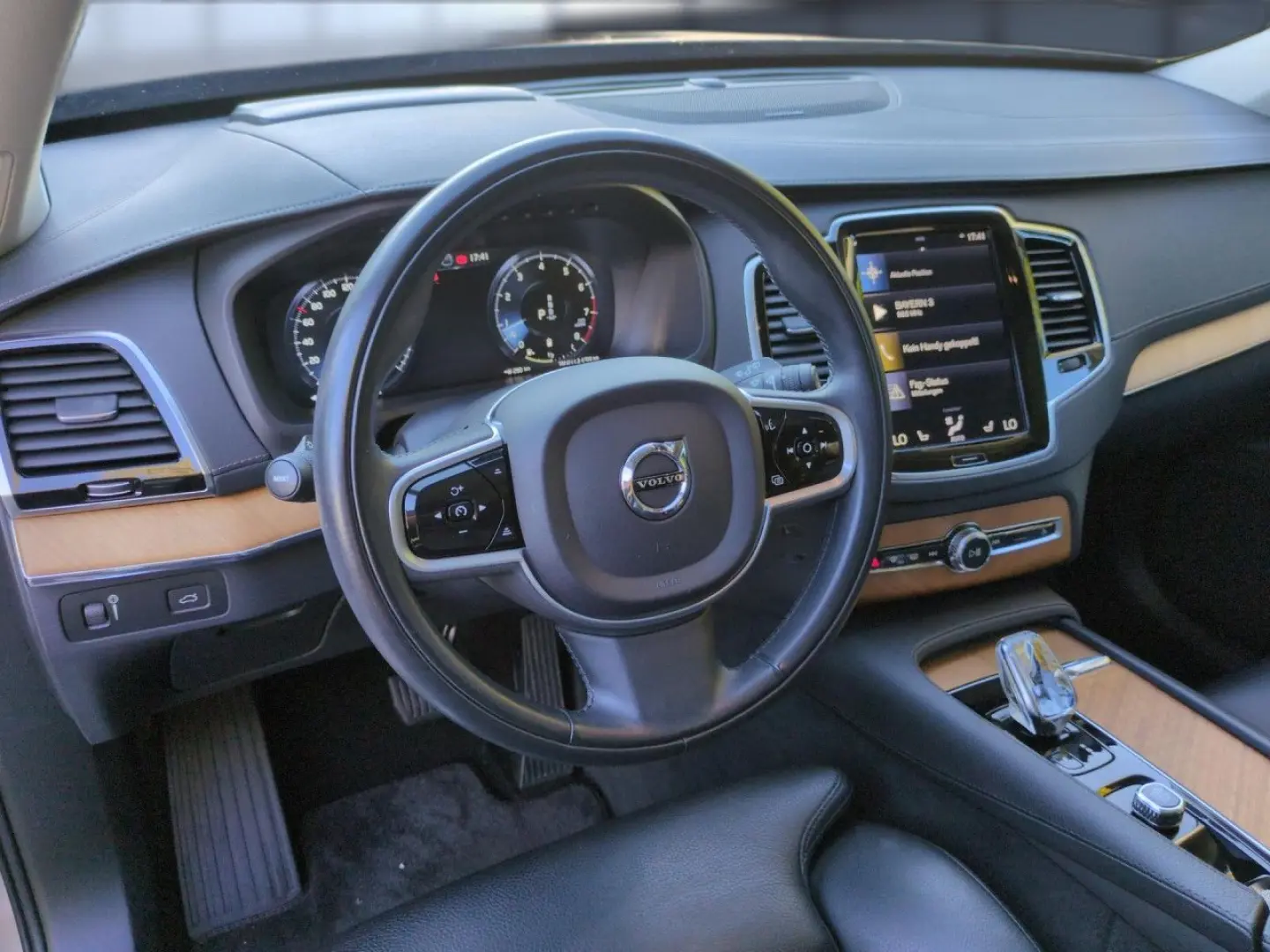 XC90 B6 (Benzin) Inscription AWD Automatik Navi