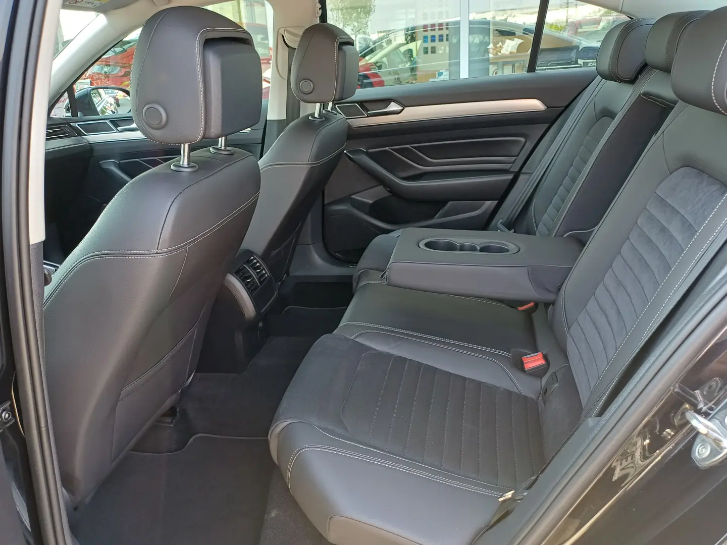 VOLKSWAGEN PASSAT HIGHLINE 2.0 Tdi 150 Cp  DSG