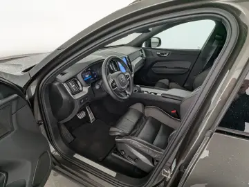 XC 60 B4 (Diesel) AWD R-Design LED+NAVI+PANO+RFK