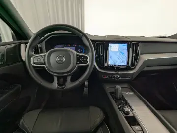XC 60 B4 (Diesel) AWD R-Design LED+NAVI+PANO+RFK