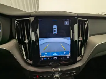 XC 60 B4 (Diesel) AWD R-Design LED+NAVI+PANO+RFK