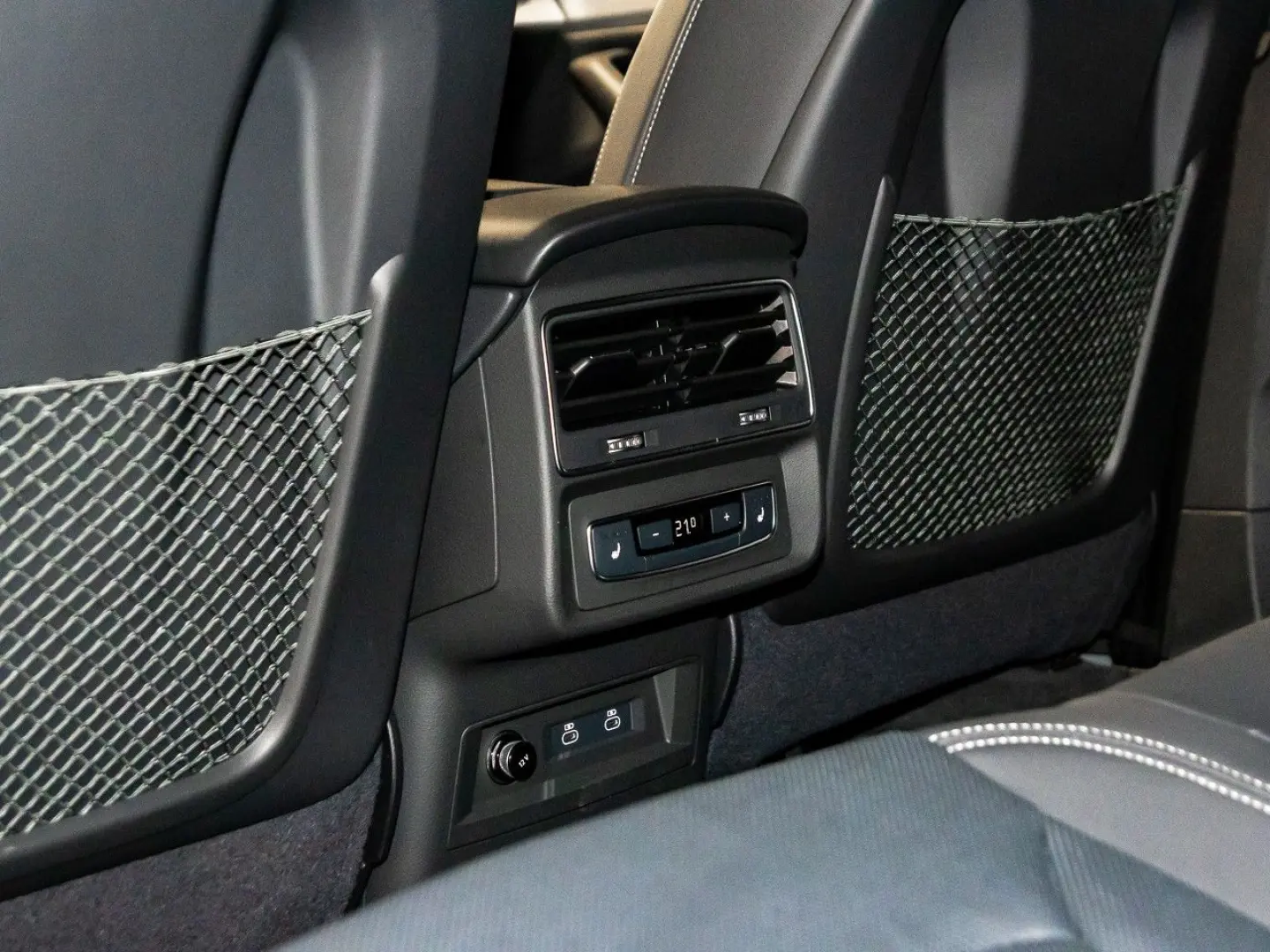 Q8 SUV TFSI e 55 TFSI e quattro tiptronic