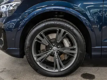 Q8 SUV TFSI e 55 TFSI e quattro tiptronic