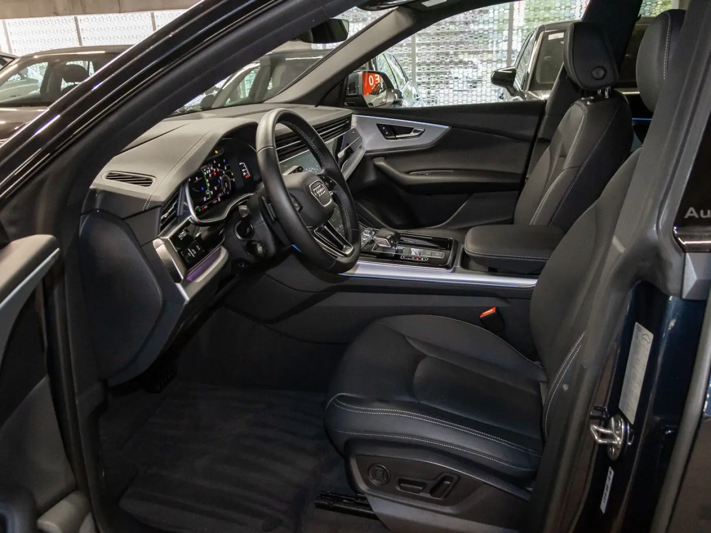 Q8 SUV TFSI e 55 TFSI e quattro tiptronic