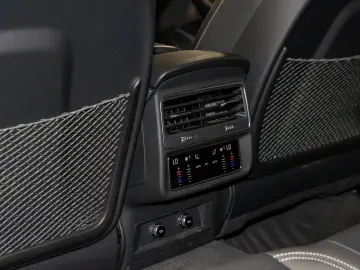 Q8 50 TDI quattro S line Matrix Pano AIR HuD AHK