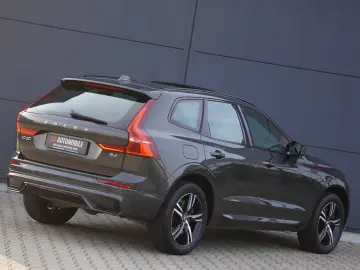 XC60 R Design Plus Dark AWD+Panorama+AHK+Navi+