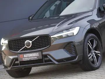XC60 R Design Plus Dark AWD+Panorama+AHK+Navi+