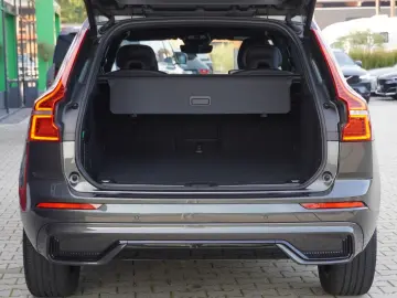 XC60 R Design Plus Dark AWD+Panorama+AHK+Navi+