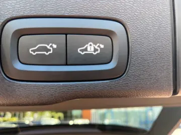 XC60 B4 D AWD R Design Geartronic