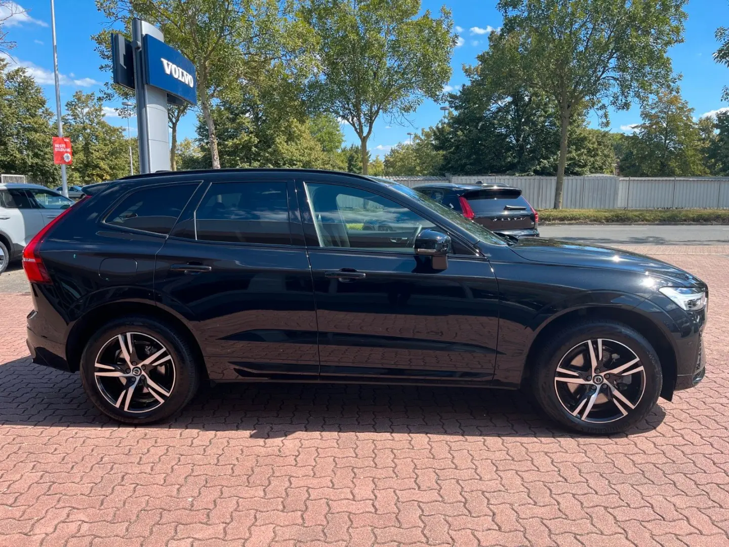 XC60 B4 D AWD R Design Geartronic