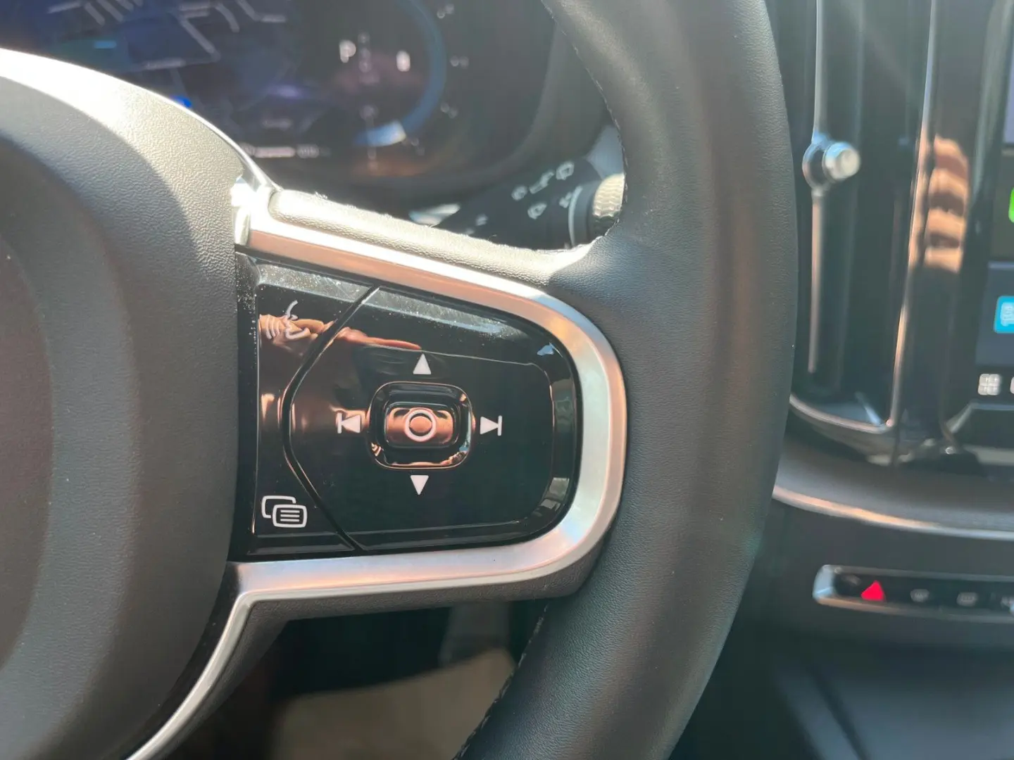 XC60 B4 D AWD R Design Geartronic