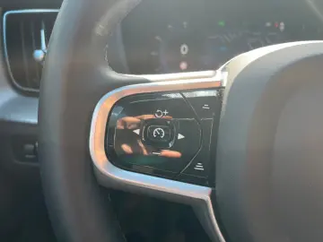 XC60 B4 D AWD R Design Geartronic