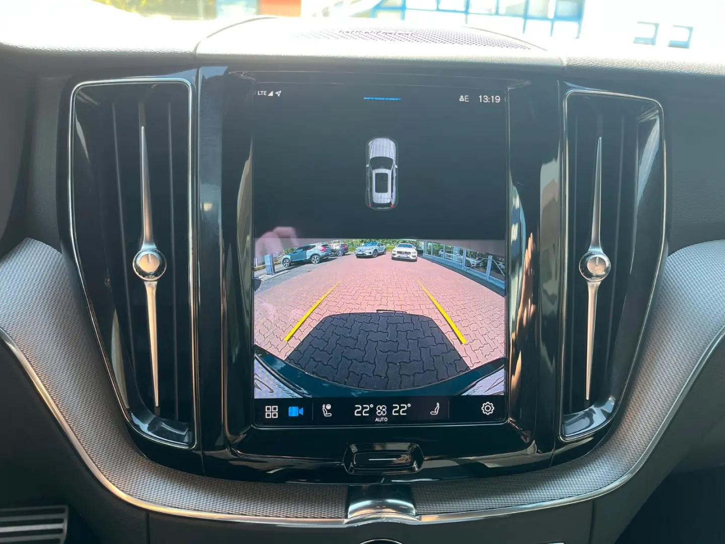 XC60 B4 D AWD R Design Geartronic