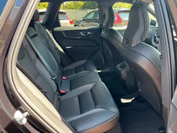 XC60 B4 D AWD R Design Geartronic
