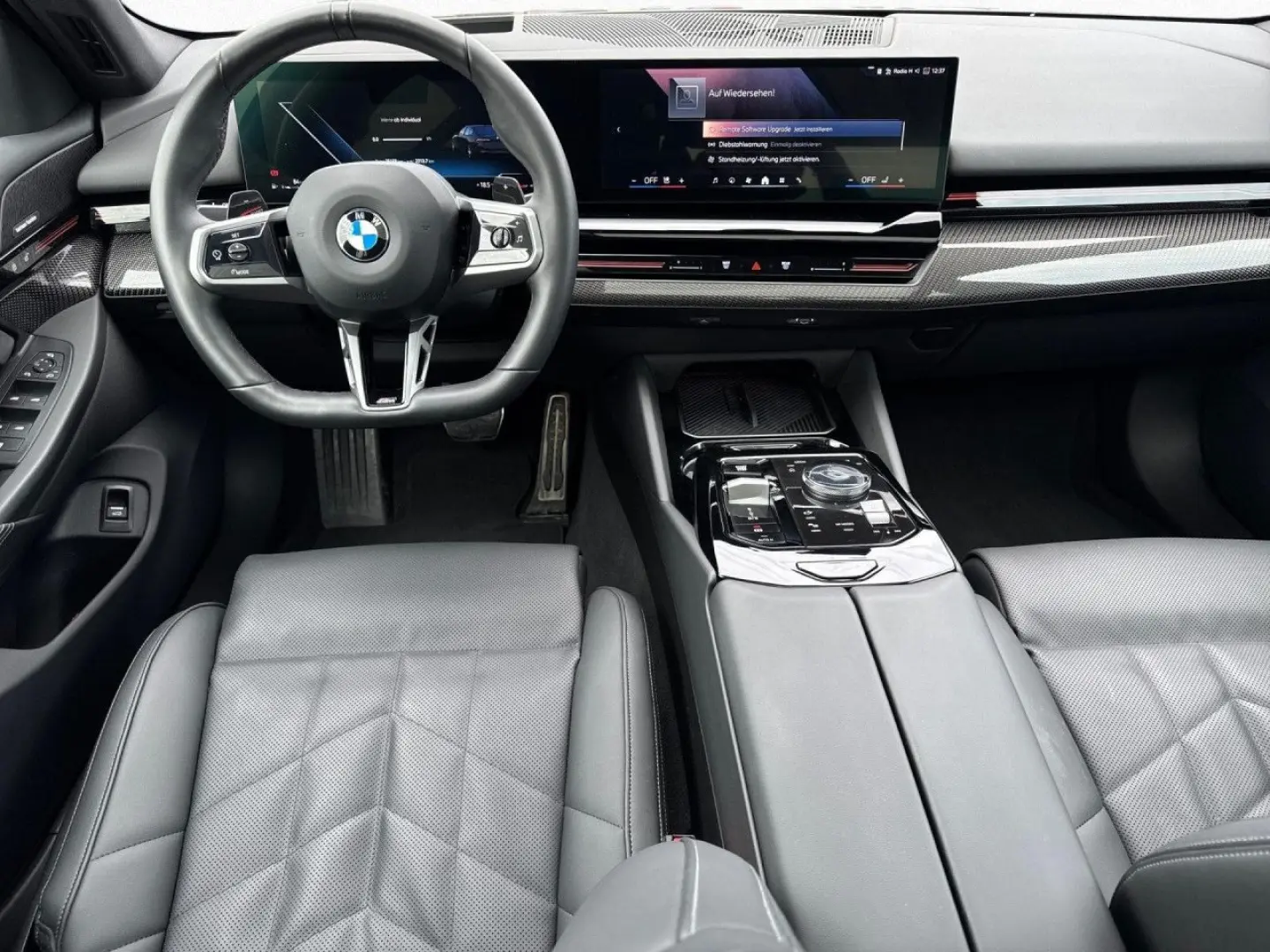 520iA M SPORT LivePro,Pano,AHK,StHzg,KomSi,360°