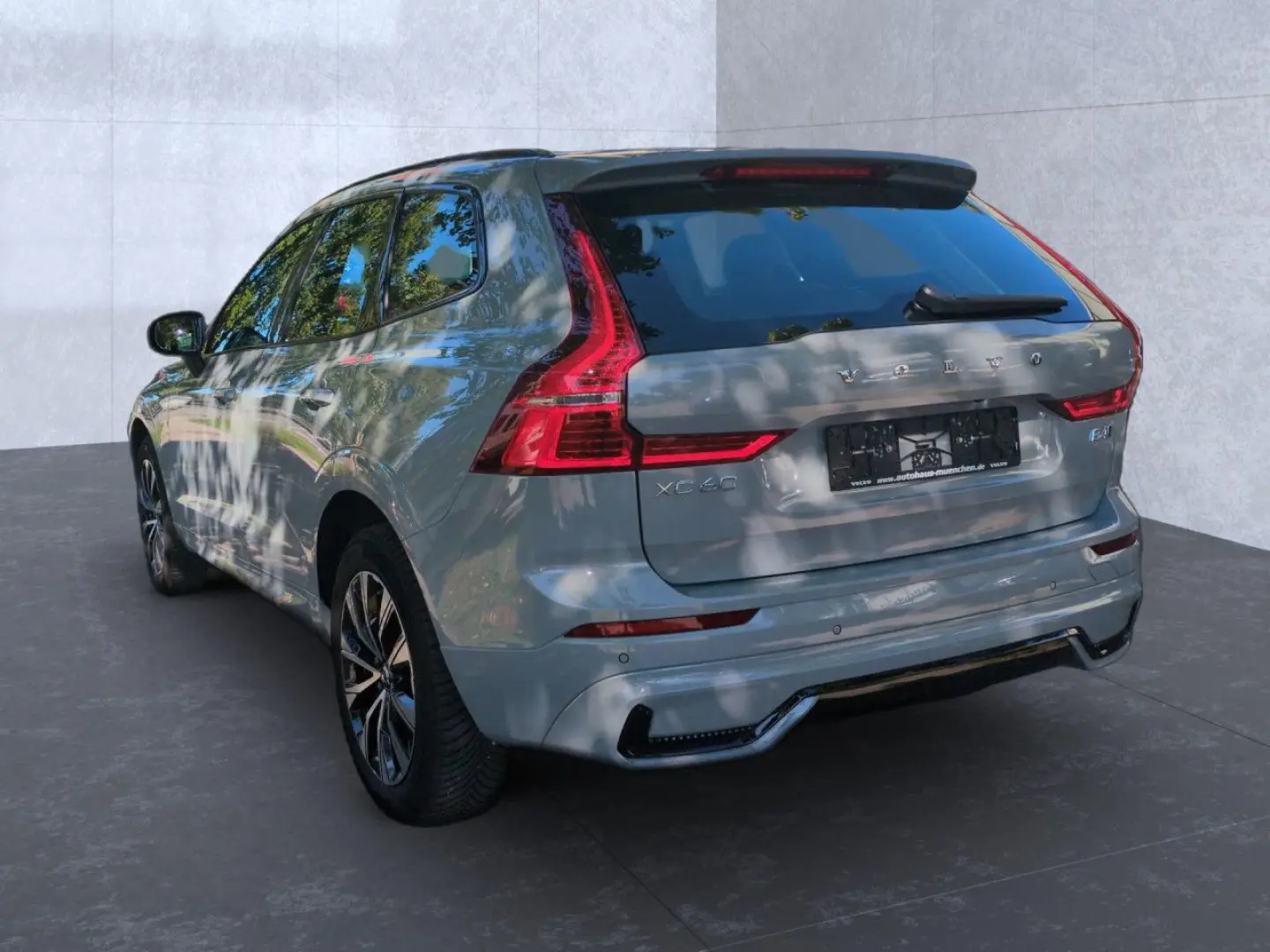XC 60 Plus Dark AWD
