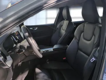 XC 60 Plus Dark AWD