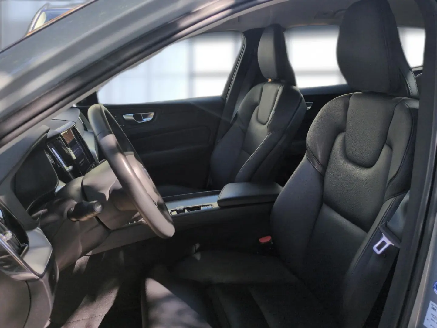 XC 60 Plus Dark AWD