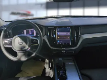 XC 60 Plus Dark AWD